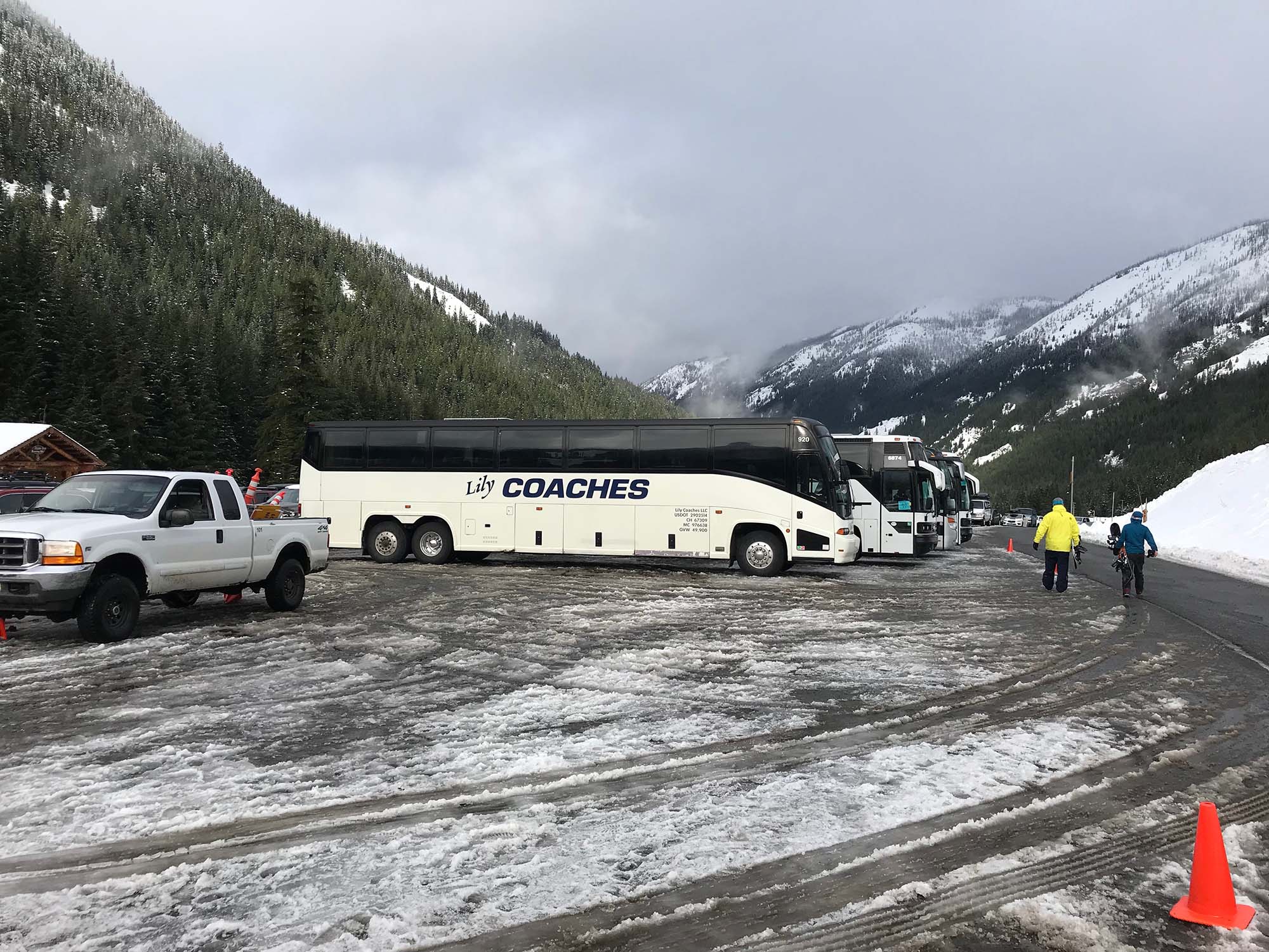 Motorcoach Bus Seattle Sightseeing Tours